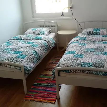 Pepperhill Apt-balkon, Ukc *