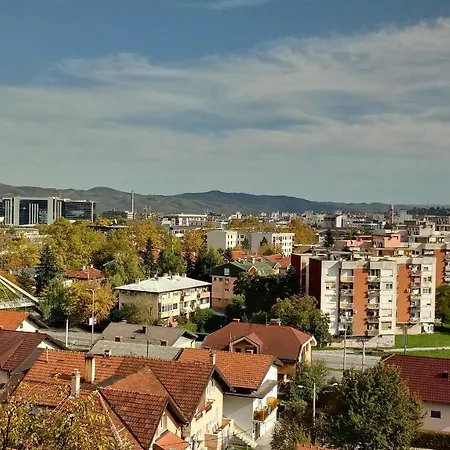 Pepperhill Apt-balkon, Ukc Daire